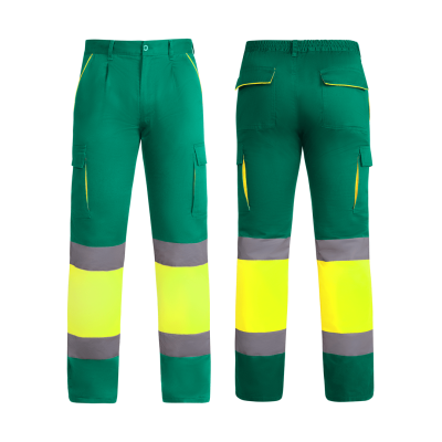 Pantalón alta visibilidad multibolsillos forrado con cintas reflectantes y detalles en color flúor