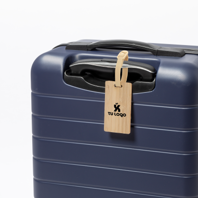 Identificador de maletas de bambú